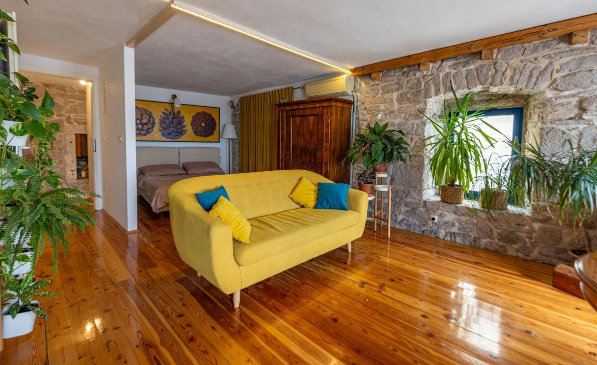 Old House Apartment Vodice Bagian luar foto