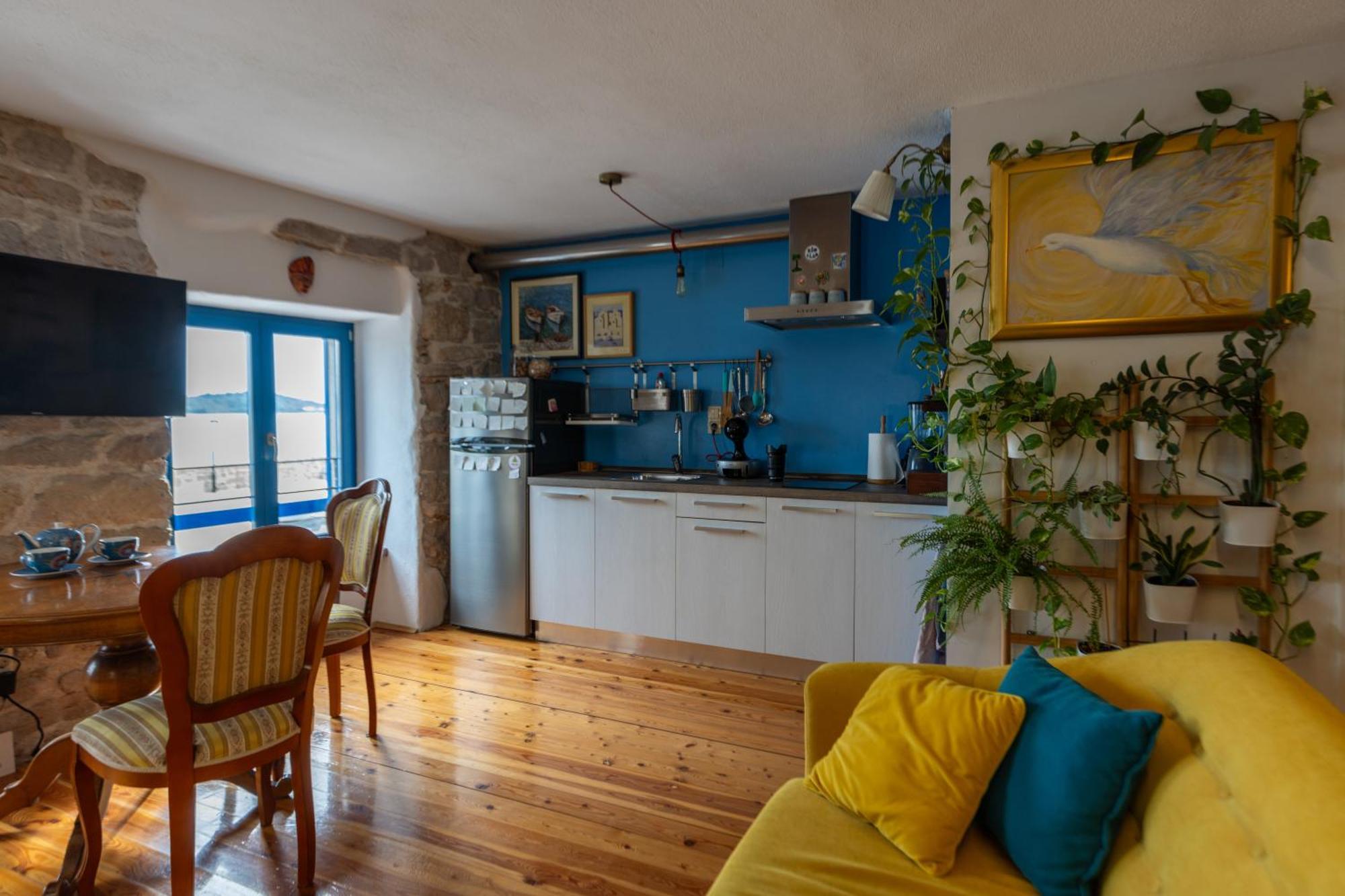 Old House Apartment Vodice Bagian luar foto