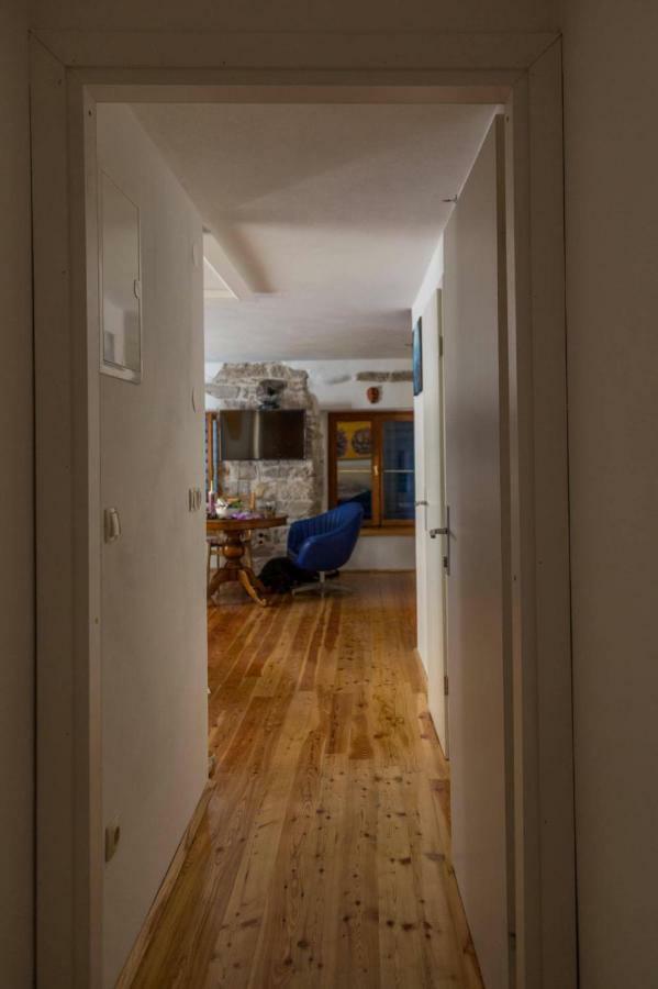 Old House Apartment Vodice Bagian luar foto